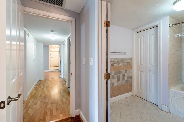 148 Presidents Ln 1, Quincy, MA 02169