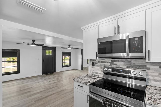 162 S Jackson Ave, Slocomb, AL 36375