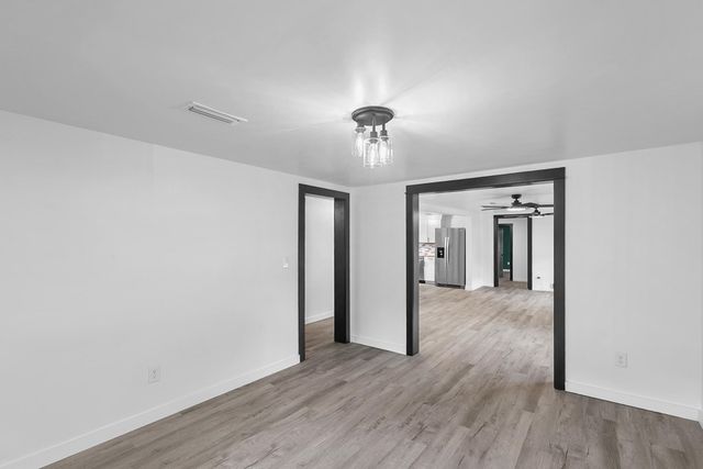 162 S Jackson Ave, Slocomb, AL 36375