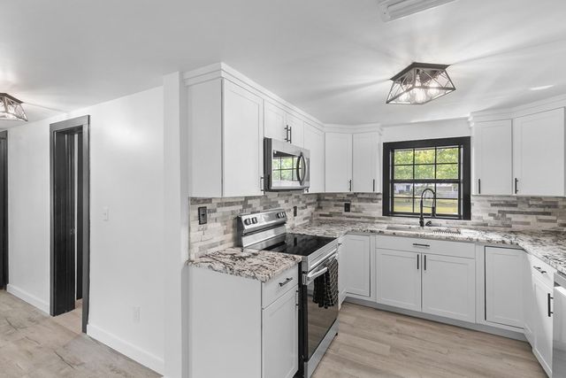162 S Jackson Ave, Slocomb, AL 36375