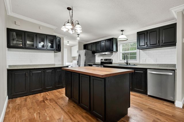 293 Corinth Church Road, Mcdonald, TN 37353