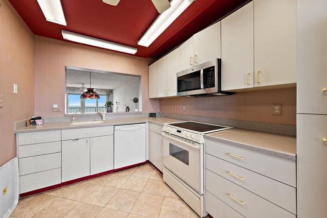 1250 GULF BOULEVARD 706, Clearwater Beach, FL 33767
