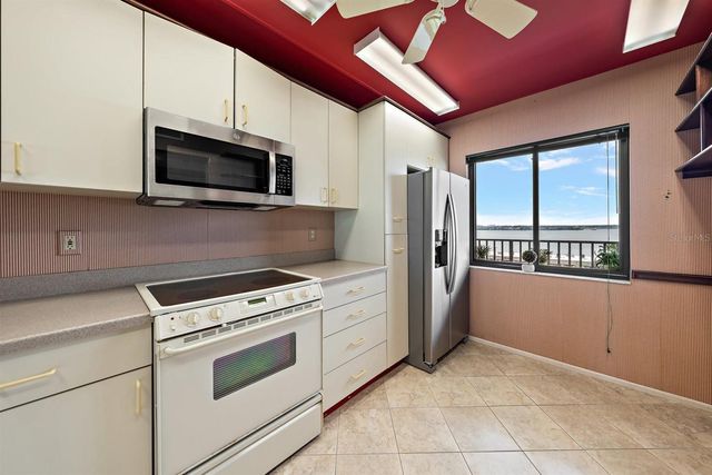 1250 GULF BOULEVARD 706, Clearwater Beach, FL 33767