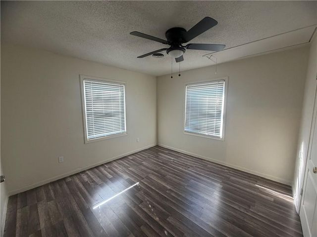 4930 NATOMA Drive, Kansas City, KS 66106