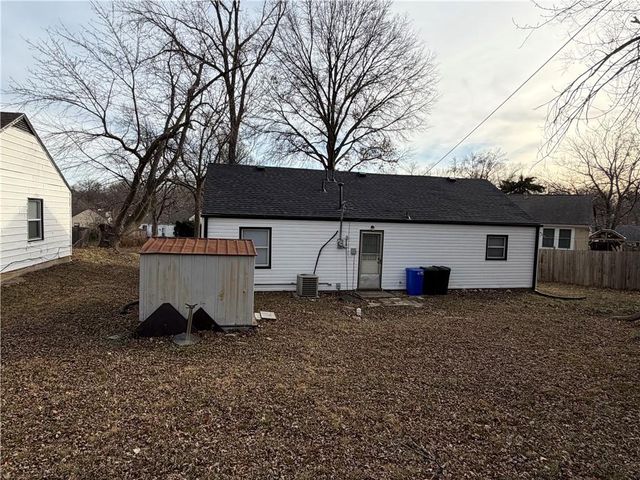 4930 NATOMA Drive, Kansas City, KS 66106