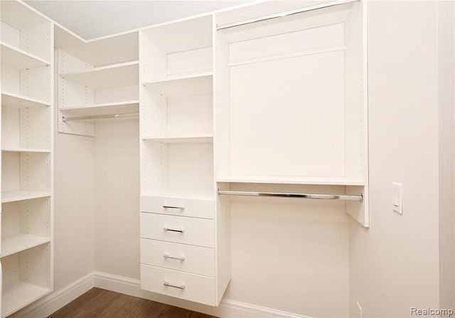 211 E Merrill Street 310, Birmingham, MI 48009