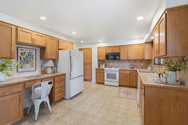 415 E Elto Ave, Spokane, WA 99208