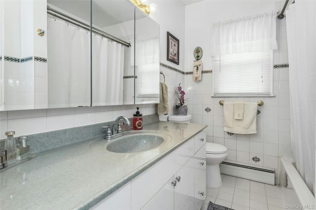 309 N Virginia Avenue, Massapequa, NY 11758