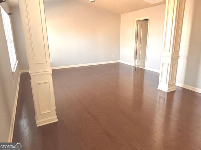 1519 Creek Bend Lane, Lawrenceville, GA 30043