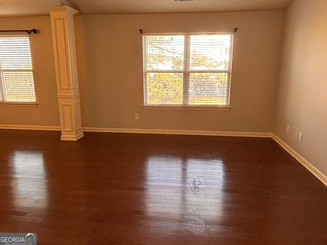 1519 Creek Bend Lane, Lawrenceville, GA 30043