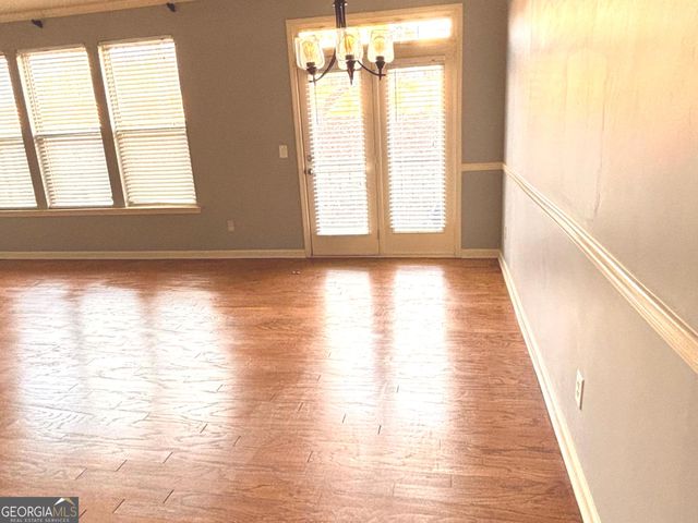 1519 Creek Bend Lane, Lawrenceville, GA 30043