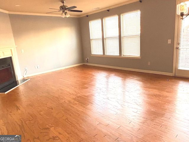 1519 Creek Bend Lane, Lawrenceville, GA 30043