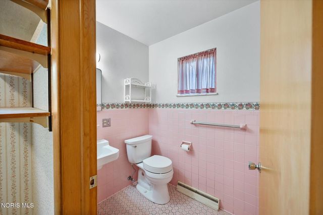 3615 Denise Drive, Toledo, OH 43614