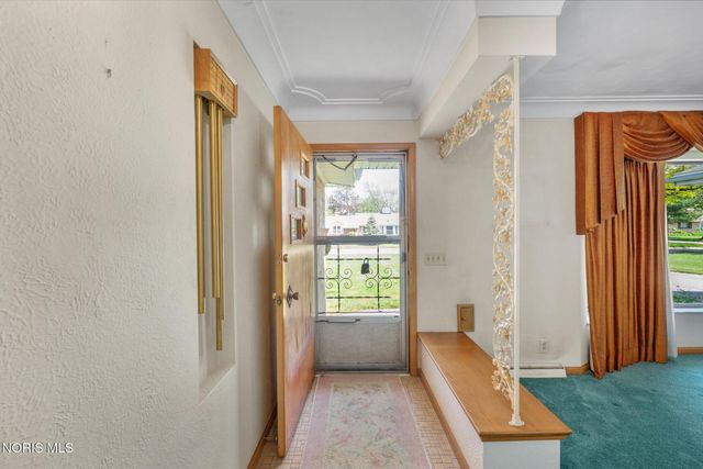 3615 Denise Drive, Toledo, OH 43614