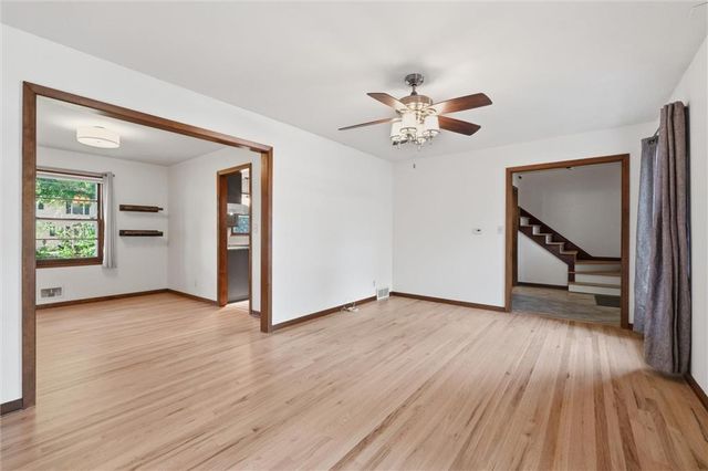 8633 W 89th Street, Overland Park, KS 66212