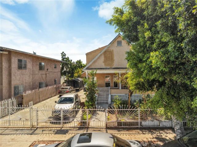 1352 E 21st Street, Los Angeles, CA 90011