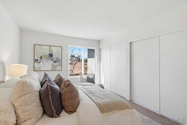 1020 E Washington Ave 107, Escondido, CA 92025