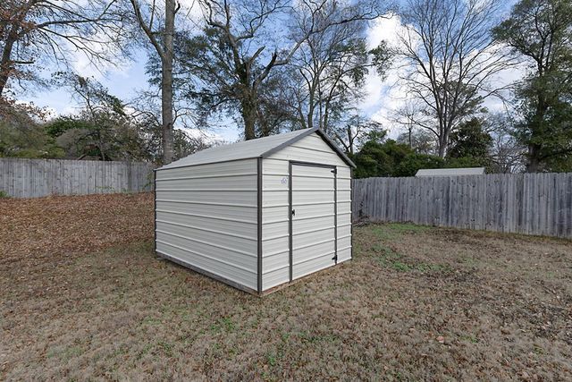 5327 Kingsberry, Columbus, GA 31907