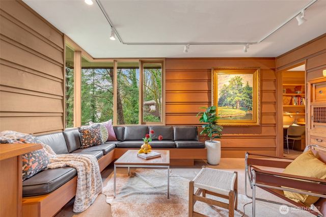 3303 S Massachusetts Street, Seattle, WA 98144