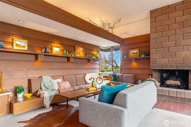 3303 S Massachusetts Street, Seattle, WA 98144