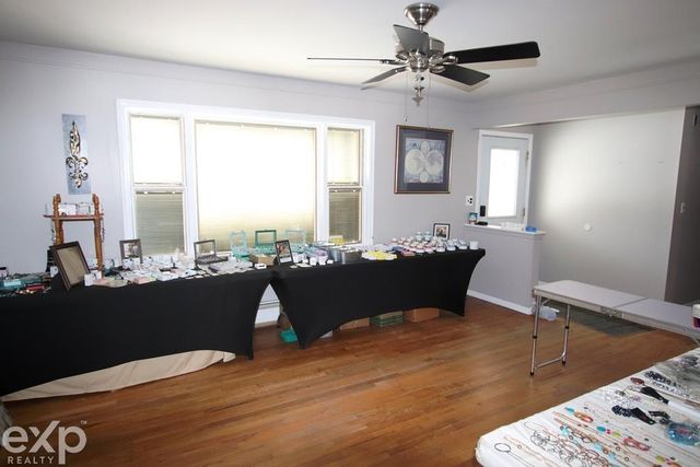 60 Riverside Drive, Mount Clemens, MI 48043