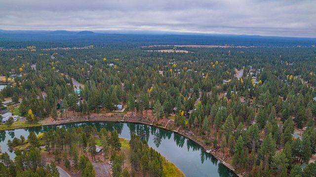 56019 Snow Goose Road, Bend, OR 97707