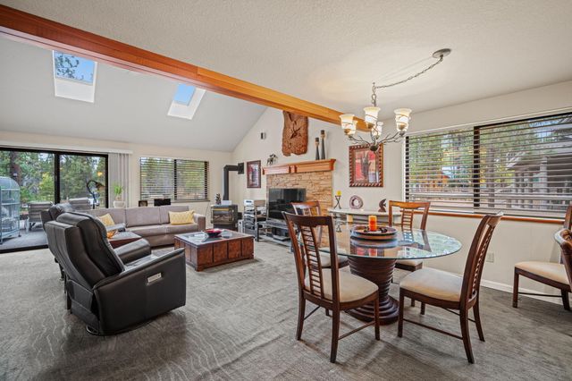 56019 Snow Goose Road, Bend, OR 97707