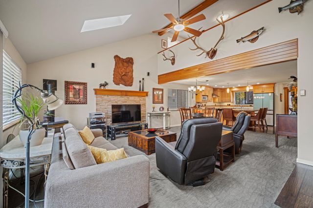 56019 Snow Goose Road, Bend, OR 97707