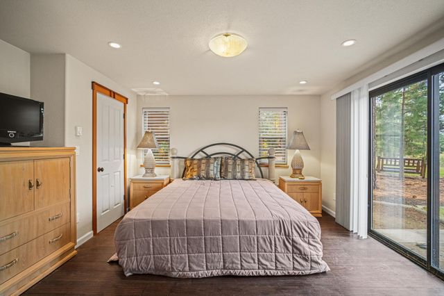 56019 Snow Goose Road, Bend, OR 97707