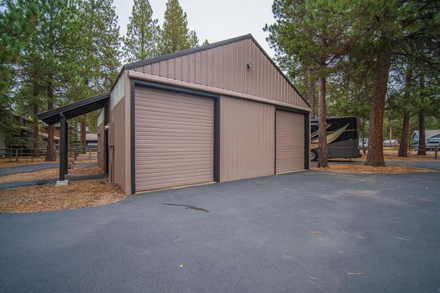 56019 Snow Goose Road, Bend, OR 97707