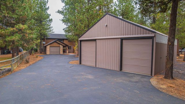 56019 Snow Goose Road, Bend, OR 97707