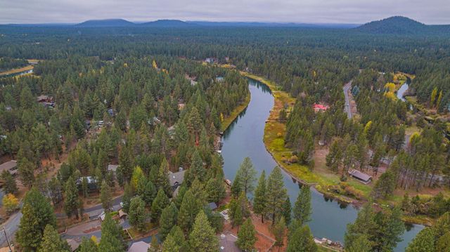56019 Snow Goose Road, Bend, OR 97707