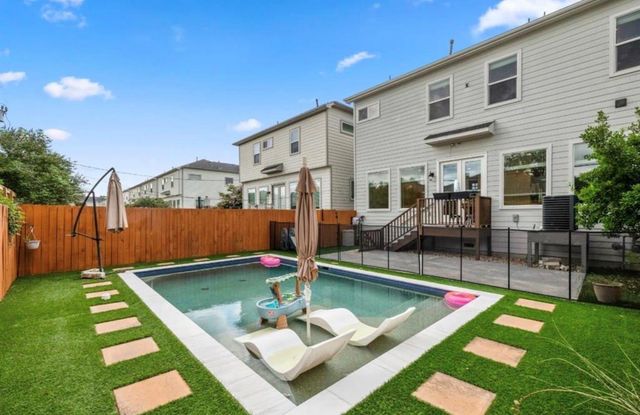 406 Yale Oaks Lane, Houston, TX 77091