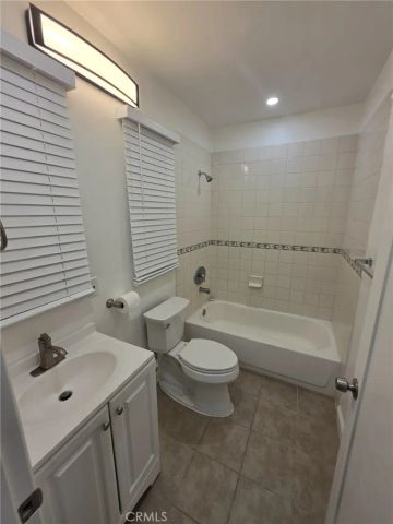 1022 W 57th, Los Angeles, CA 90037