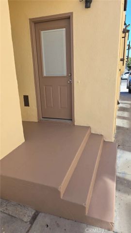 1022 W 57th, Los Angeles, CA 90037
