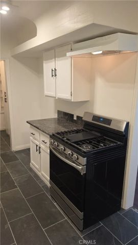 1022 W 57th, Los Angeles, CA 90037