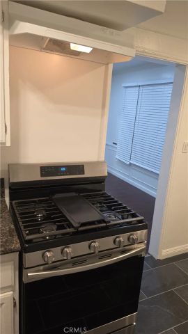 1022 W 57th, Los Angeles, CA 90037
