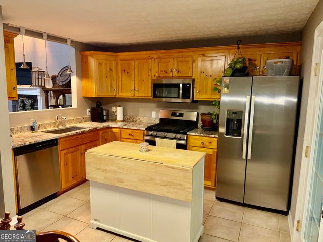 70 Park Street, Lavonia, GA 30553