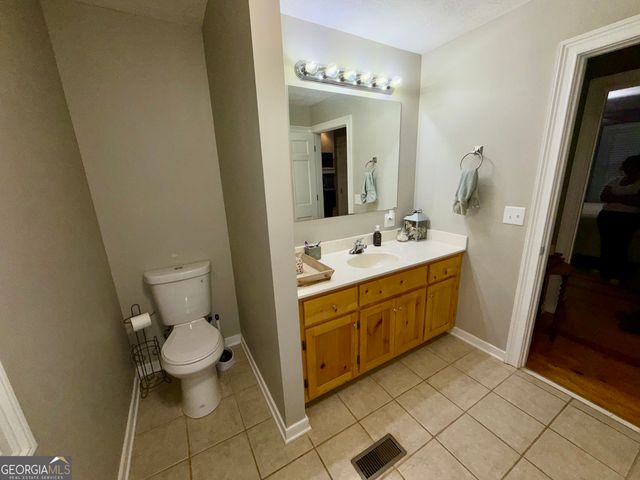 70 Park Street, Lavonia, GA 30553