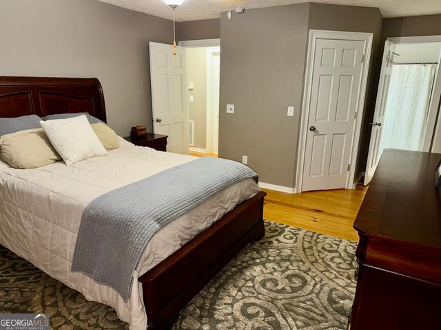 70 Park Street, Lavonia, GA 30553