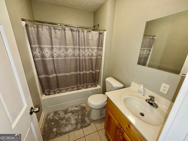 70 Park Street, Lavonia, GA 30553