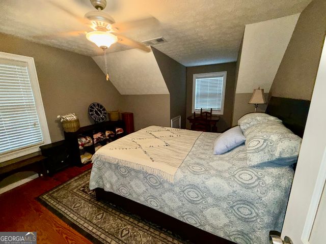 70 Park Street, Lavonia, GA 30553