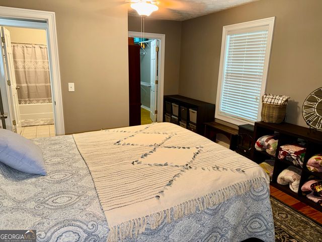70 Park Street, Lavonia, GA 30553