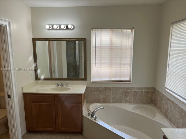 14008 SW 274 TER, Homestead, FL 33032