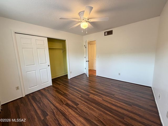 5213 N Tigua Drive, Tucson, AZ 85704