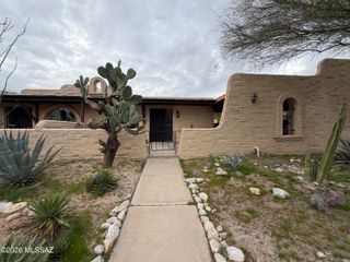 5213 N Tigua Drive, Tucson, AZ 85704