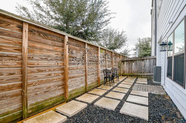 4604 Chartres Street, Houston, TX 77004