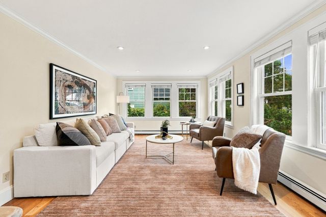 79 Claflin St, Belmont, MA 02478
