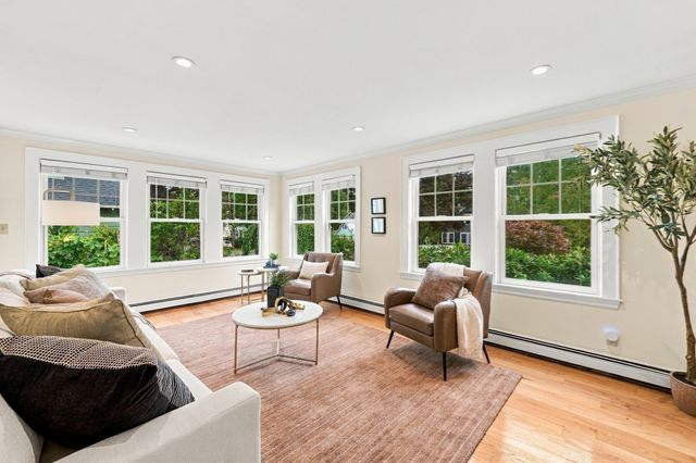 79 Claflin St, Belmont, MA 02478