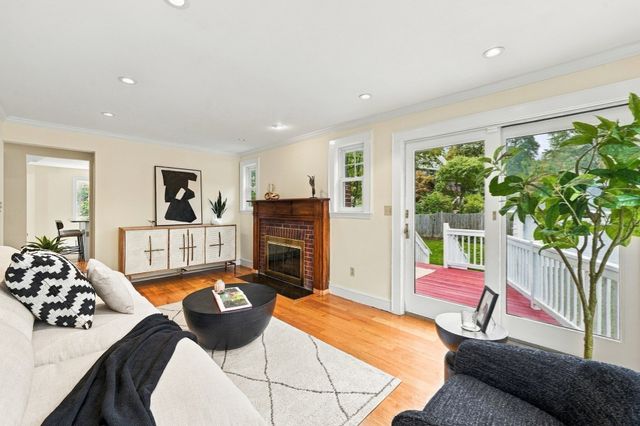 79 Claflin St, Belmont, MA 02478